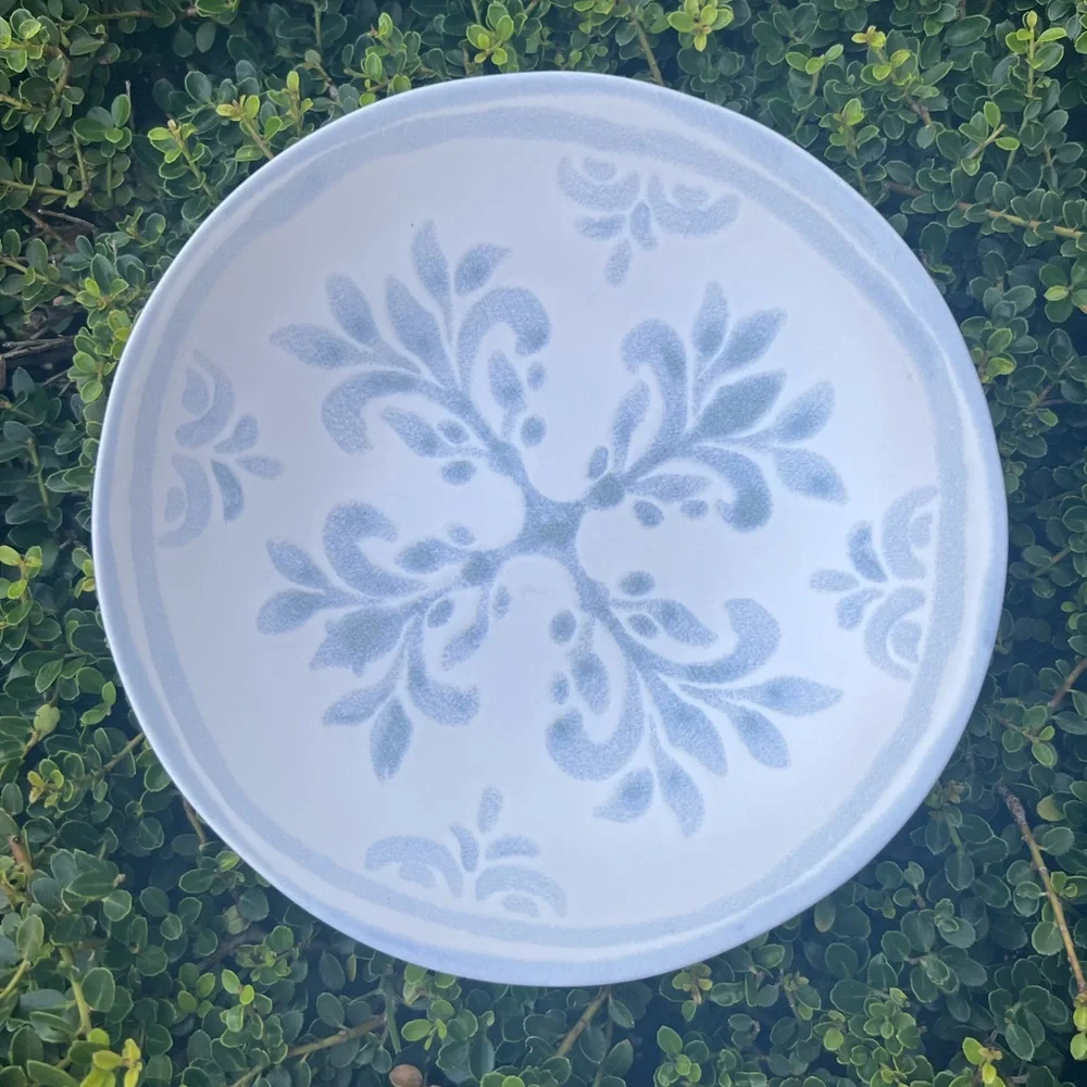 Pottery Barn Chambray Tile Stoneware Soup Bowls Blue and White 8